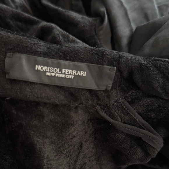 Norisol Ferrari NYC Avant-Garde Velvet Mini Dress Draped Sleeves Rare Sample - Picture 9 of 9